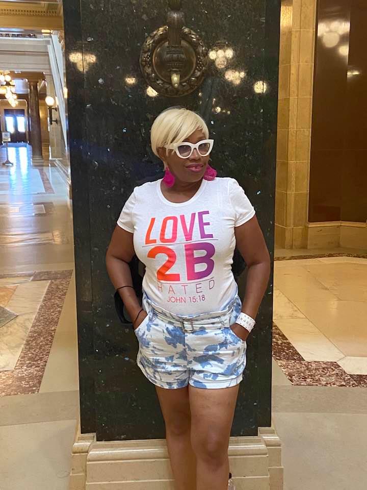 Women's Love 2B Hated T-Shirt